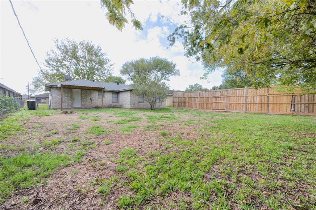 310 N 9th Street , Beasley, Texas image 41