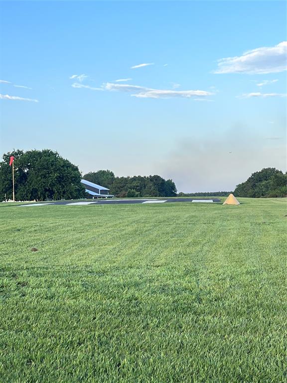 Taxiway  , Frankston, Texas image 13