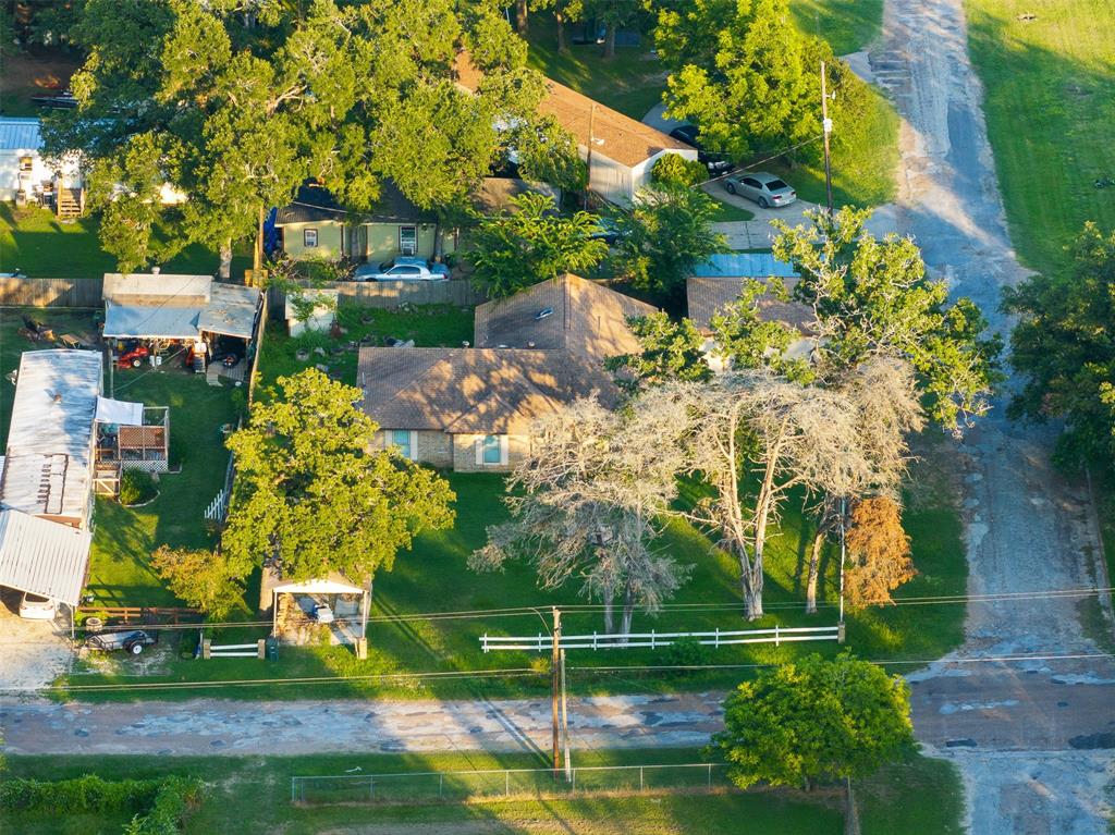 853 7th Street , Somerville, Texas image 12