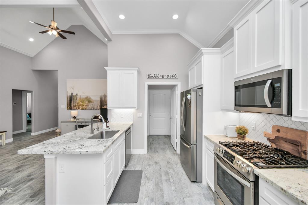 Kitchen with large counter tops