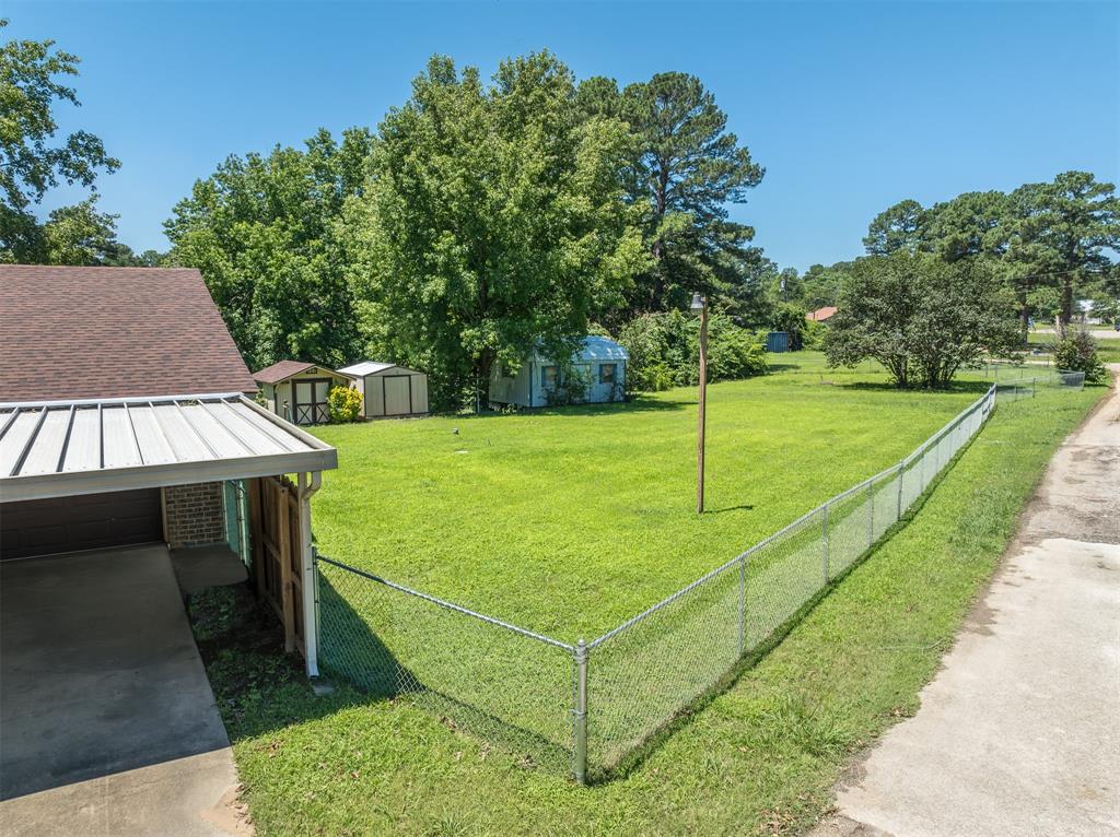 20672 Post Oak Drive , Chandler, Texas image 9