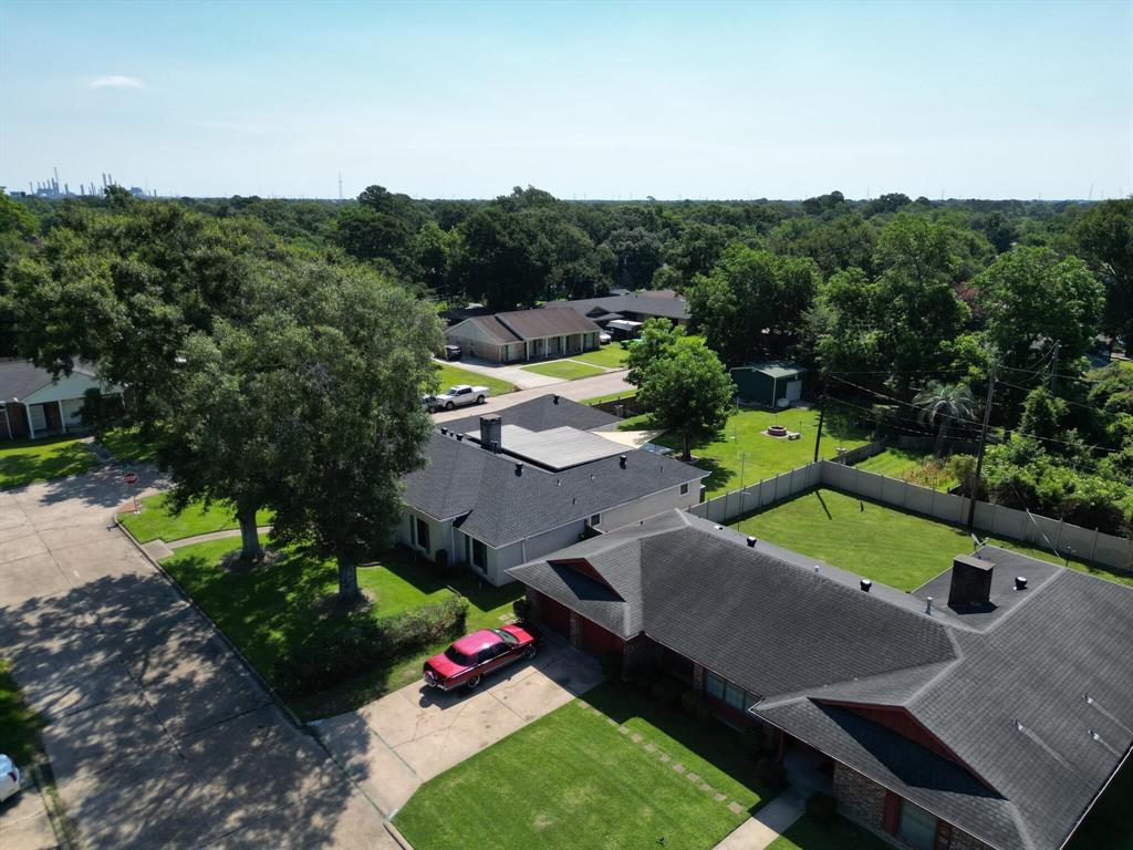 3023 Eugenia Lane , Groves, Texas image 35