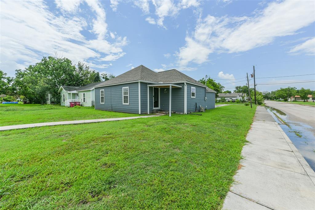 1531 W 6th Street , Freeport, Texas image 29