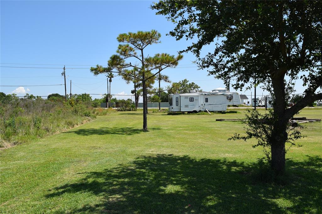 West property line looking toward Bay Shore Drive