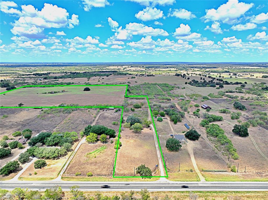 735 State Highway 97  E, Floresville, Texas image 9