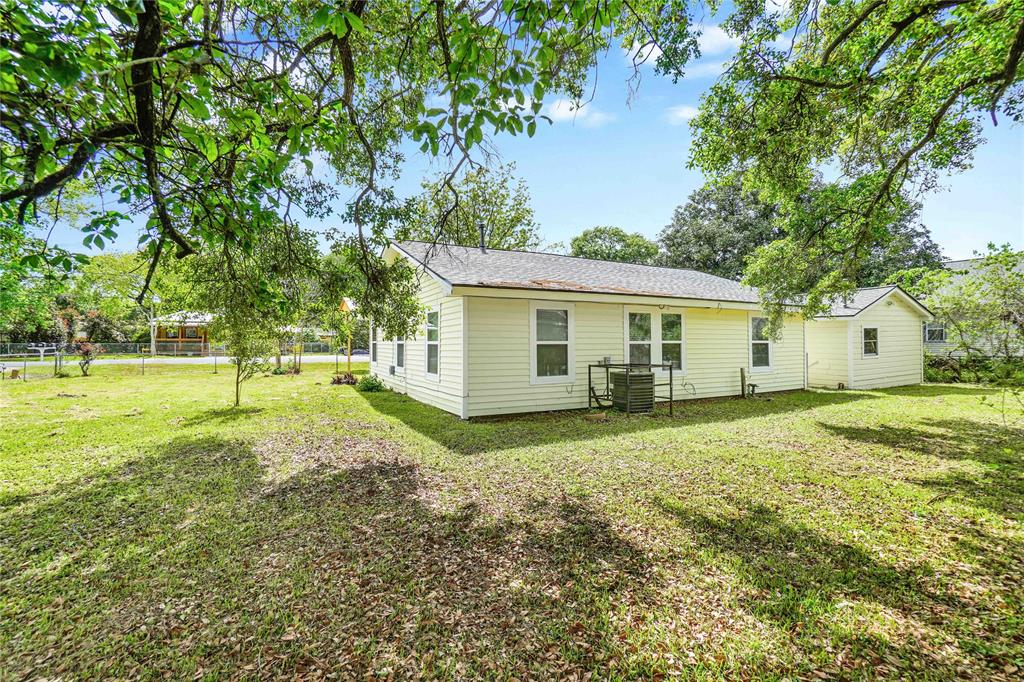 3315 Walsh Street , Bacliff, Texas image 7