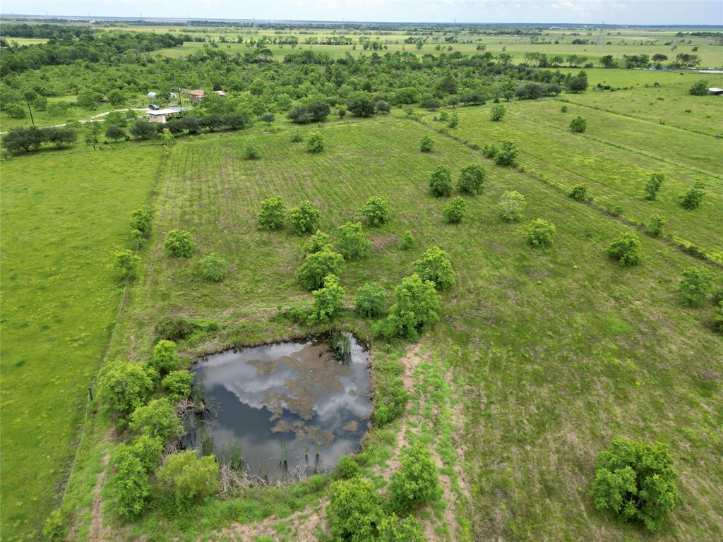 County Road 171  , Liverpool, Texas image 4