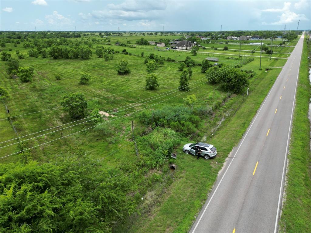 County Road 171  , Liverpool, Texas image 7