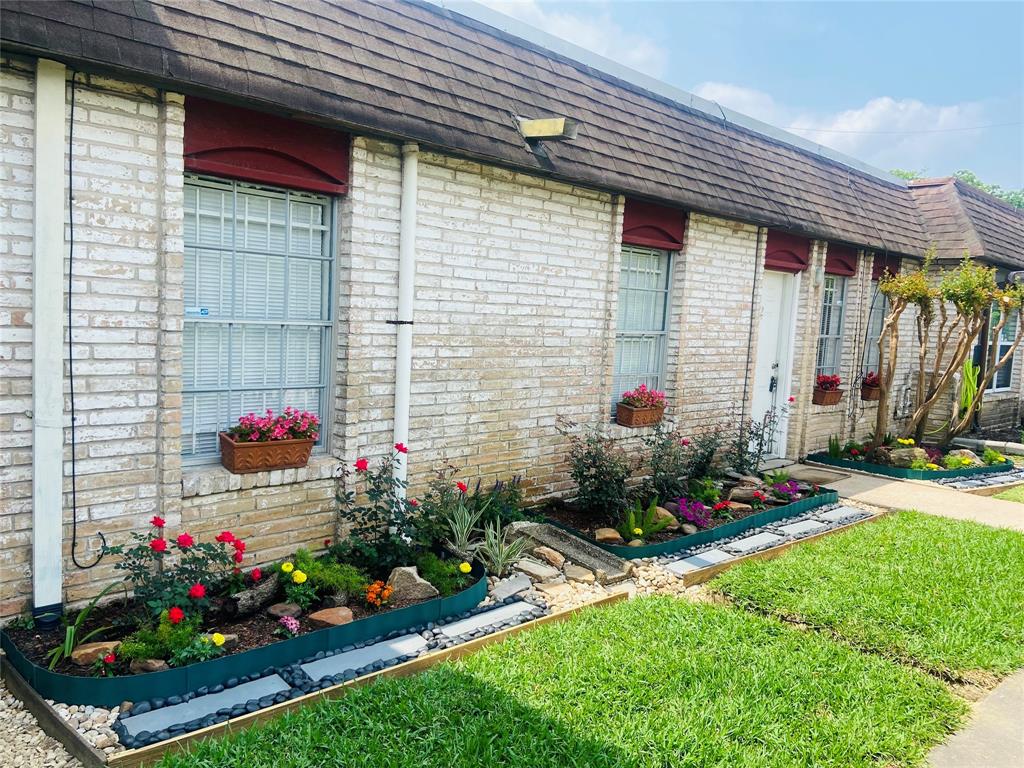 9503 Neuens Rd Unit 2