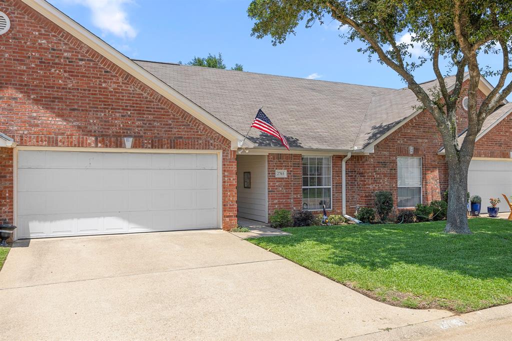 5401 Hollytree Drive  #2703, Tyler, Texas image 4