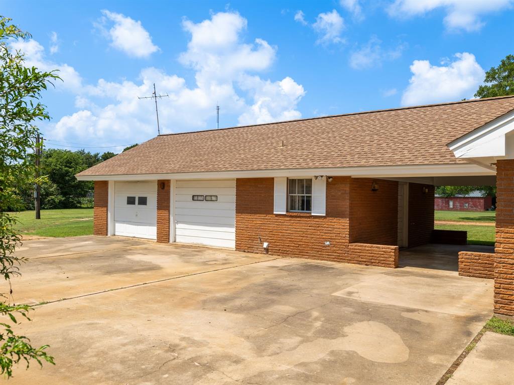 1072 County Road 410 Road , Lexington, Texas image 9