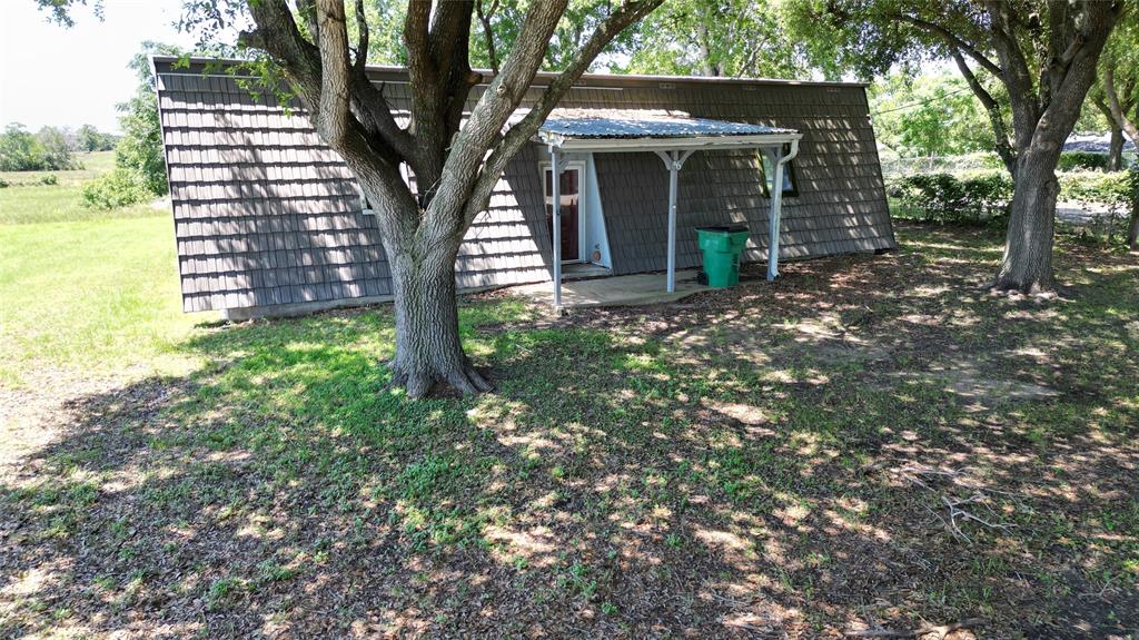 5 W Manning Street , Madisonville, Texas image 13