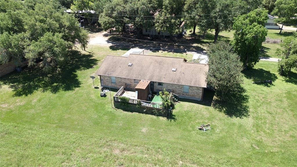 5 W Manning Street , Madisonville, Texas image 10