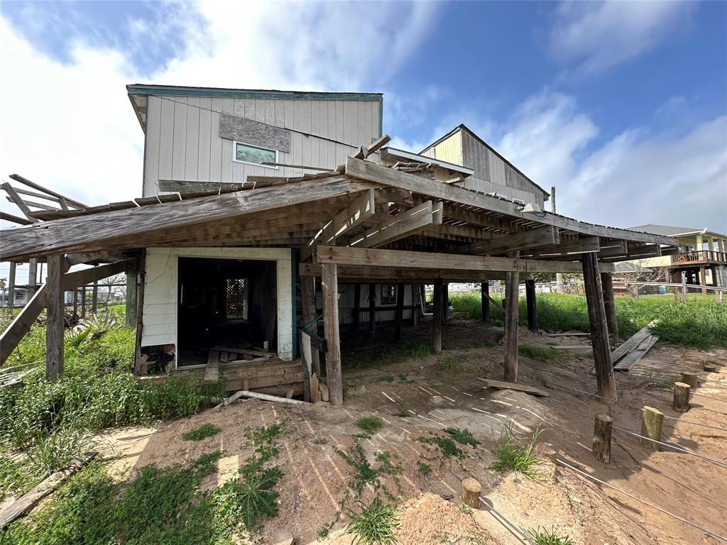 1227 County Road 202  , Bay City, Texas image 12