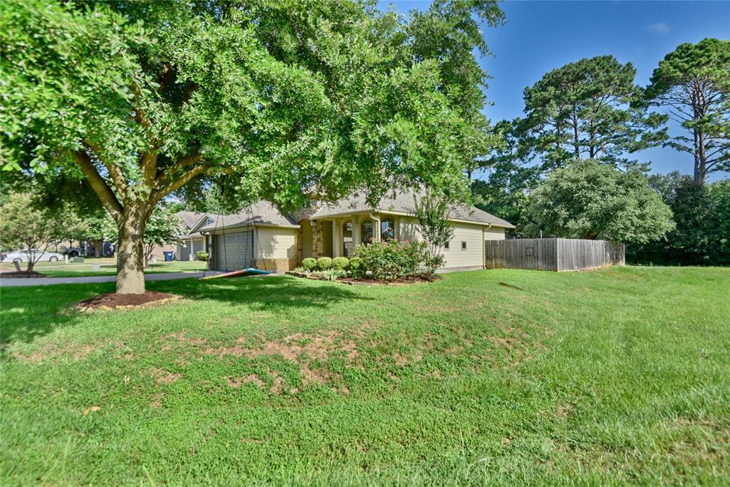 2601 Red Oak Circle , Brenham, Texas image 24