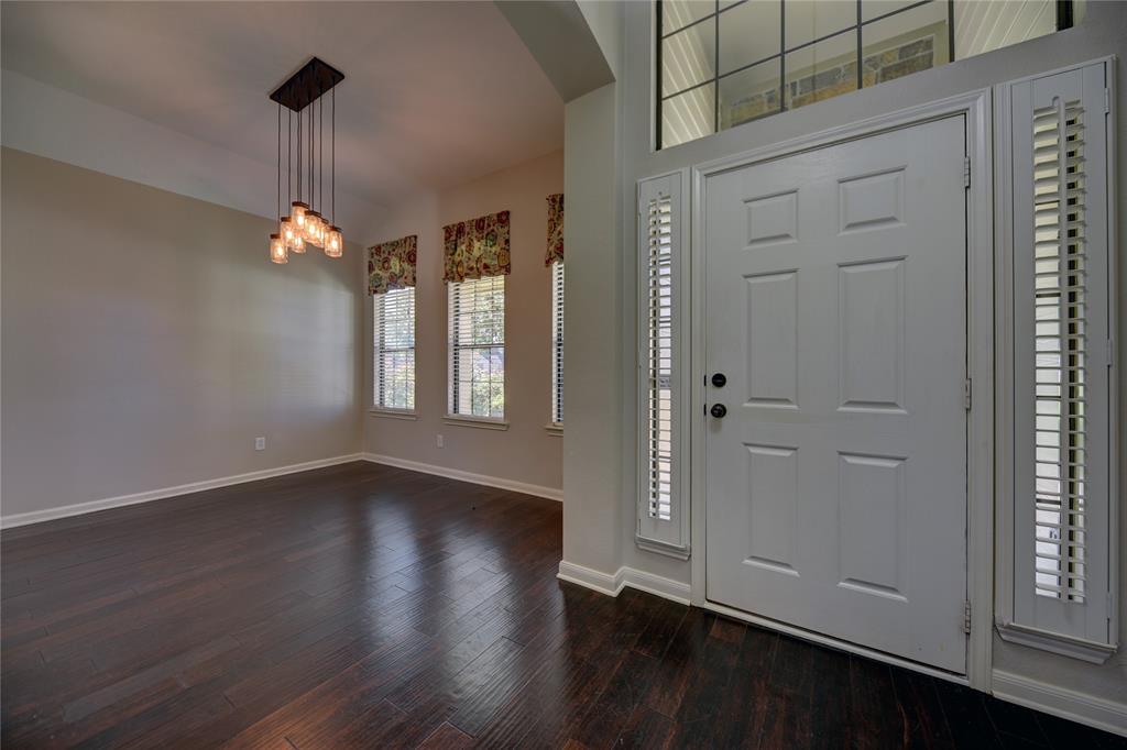 Entry area looking into dining room