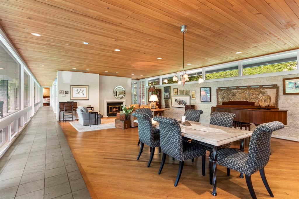 The expansive living and dining area will accommodate large scale furniture. The open floor plan will make hosting the largest of gatherings a breeze.