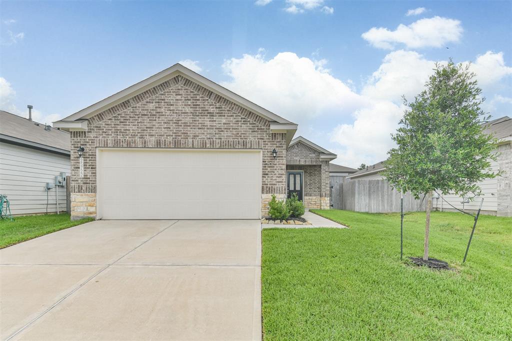 25722 Hickory Pecan Trl