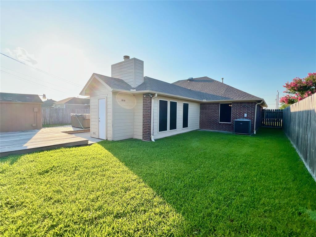 2917 31st Avenue N, Texas City, Texas image 15