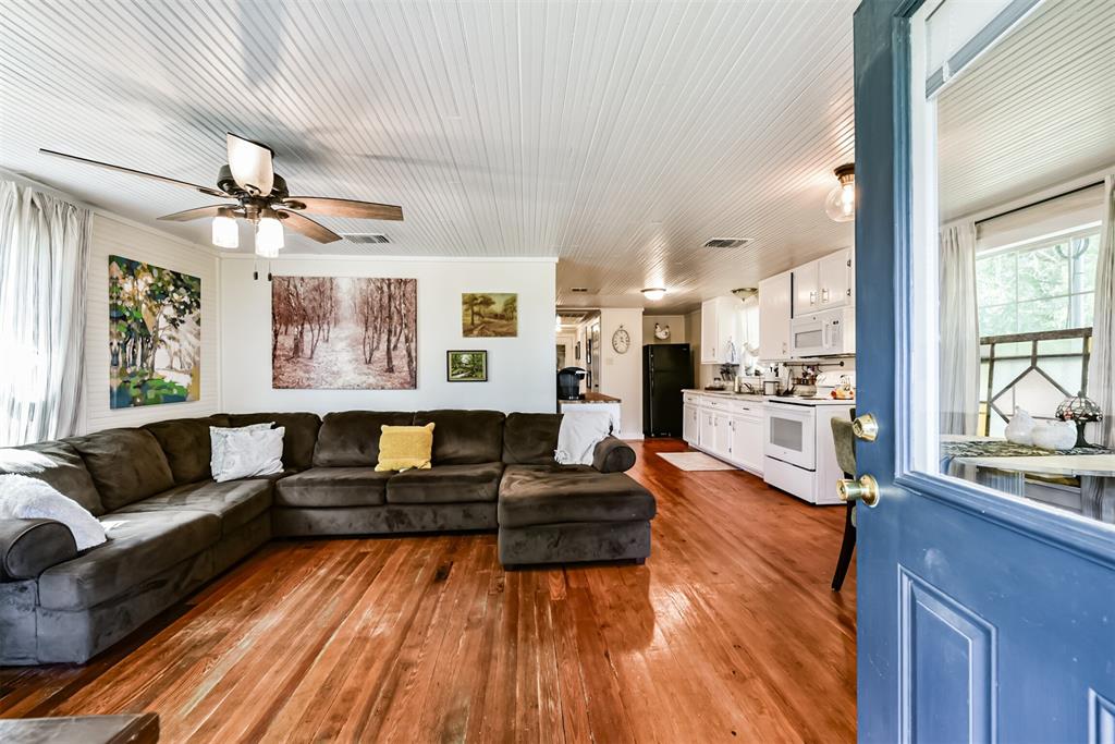 Spacious open concept living, dining kitchen area