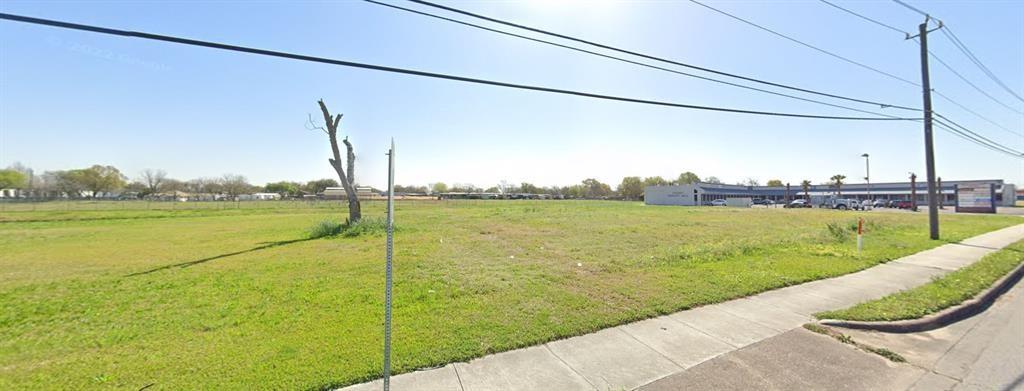 Strawberry Road , Pasadena, Texas image 7