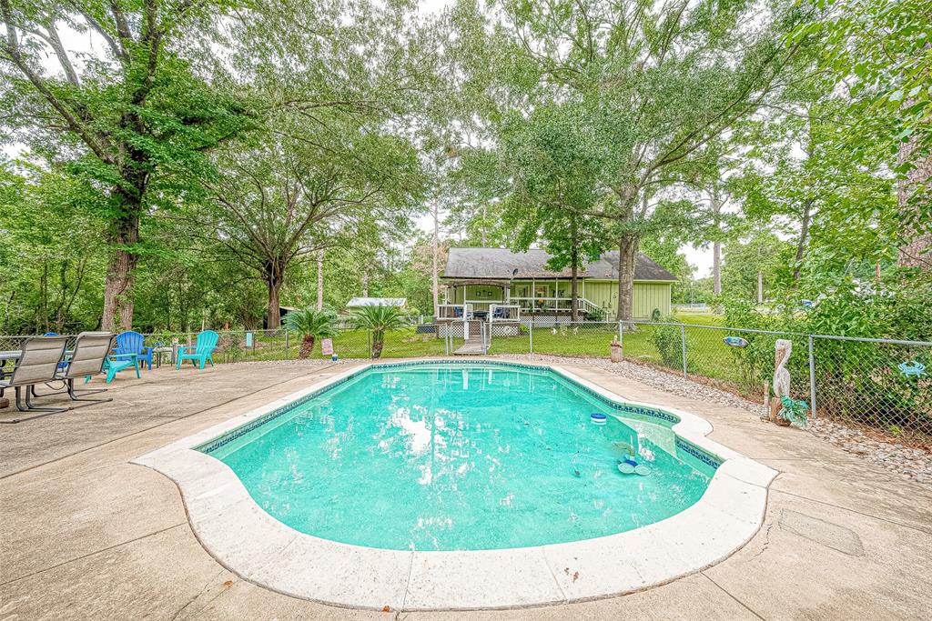 320 Stone Oak Ave