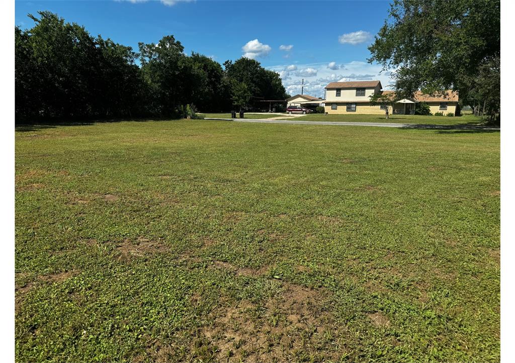 Lot 1 - 320 Douglass St