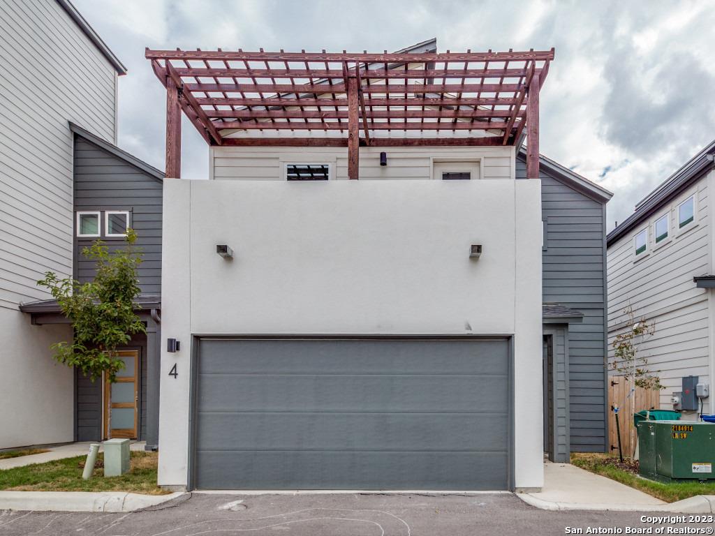 252 CORNELL AVE Unit 4