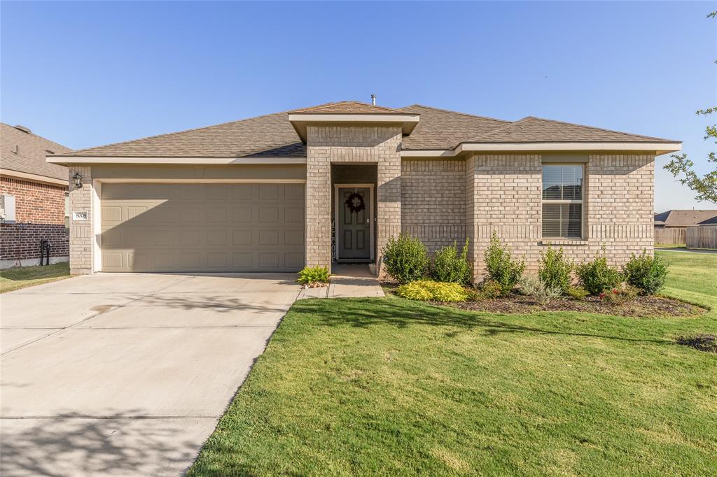 8008 Front Nine Ln