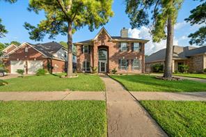 15423 Clear Valley Dr, Houston, TX 77095