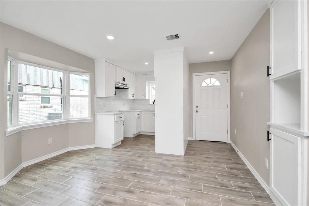 542 Branding Iron Ln