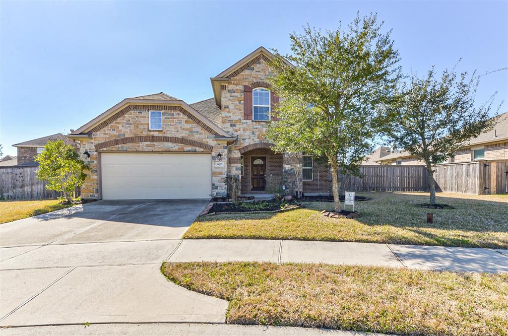 Beautiful 4 bedroom home on a quiet cul-de-sac in the golf course community of Fall Creek. Walking distance to the new elementary school. Easy access to Beltway 8 and conveniently located near IAH Airport with just a short commute to Downtown Houston. Home is surrounded by shopping, dining and family entertainment. Neighborhood amenities include pools, fitness center, sports complex, tennis courts, play grounds, lakes and miles of walking trails. Primary bedroom is downstairs and all other bedrooms are up stairs along with a large game room and full bathroom. Home features: High ceilings, fresh paint, stainless appliances, Ring doorbell, Nest Smart thermostat, a water softened system, a separate water filtration system and blinds throughout.  Refrigerator, washer and dryer stay with home. Oversized backyard is perfect for kids and pets or even a swimming pool. Additional features: covered back patio and full yard sprinkler system.