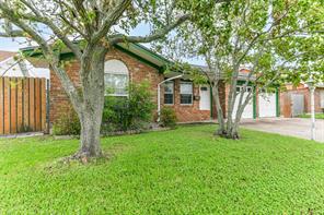 3009 Pine St, Galveston, TX 77551