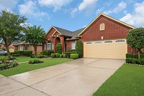 706 Overdell Dr, Sugar Land, TX 77479