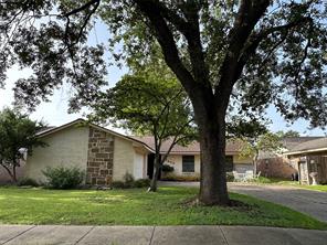 7402 Darnell St, Houston, TX 77074