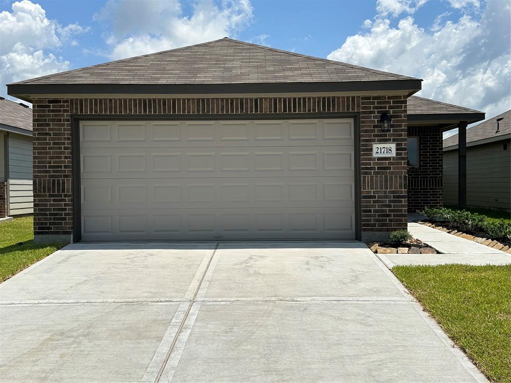 21718 Rustic Riv Rnch