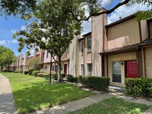 12500 Brookglade Cir #143, Houston, TX 77099