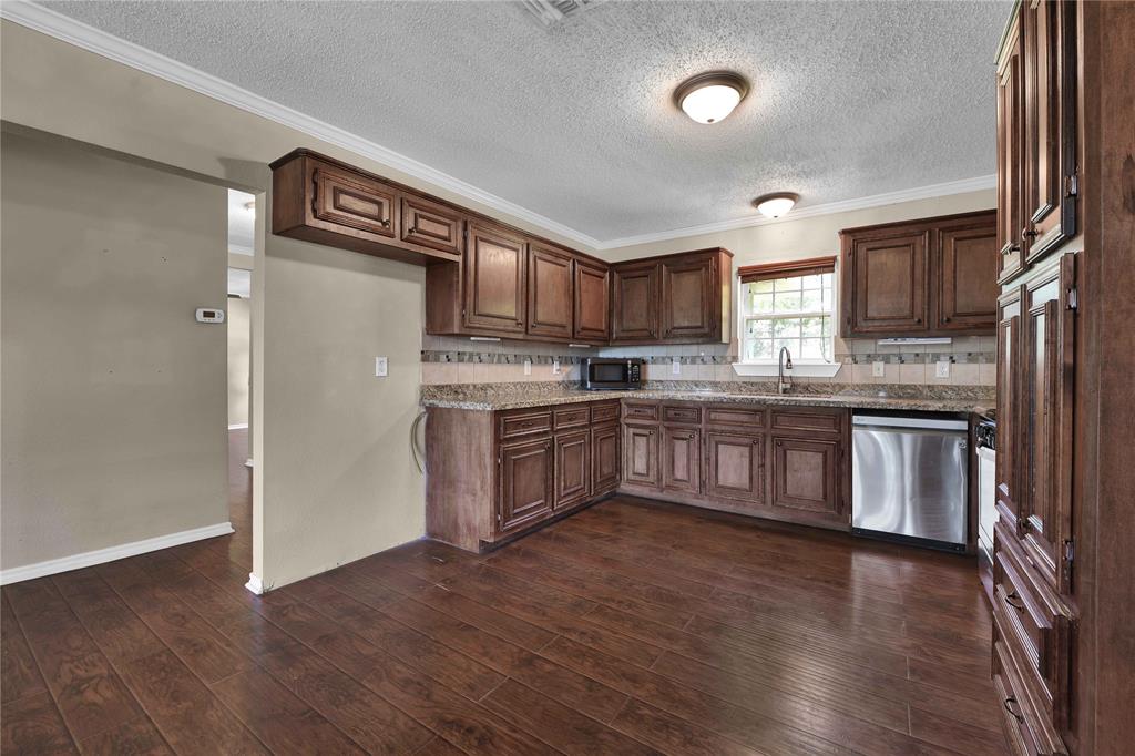 622 County Road 6681, Dayton, TX 77535 - HAR.com