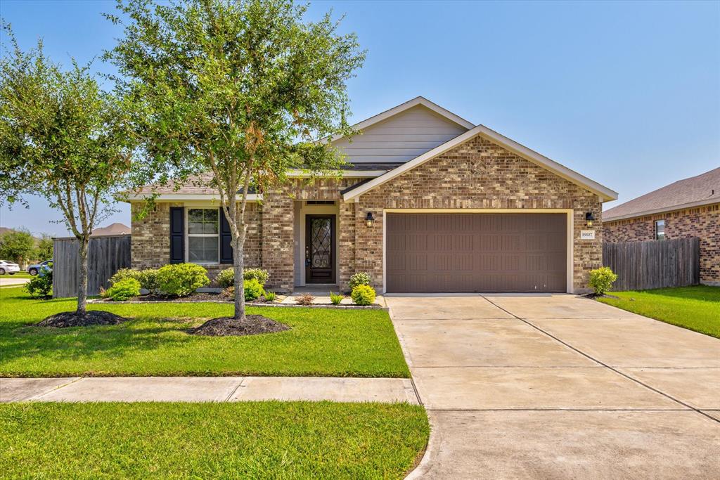 19107 Shoreside Ter Dr  