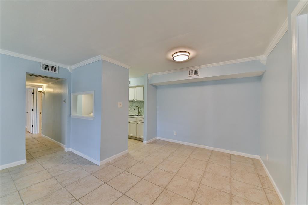 Photo #8: 50835244 Listing 