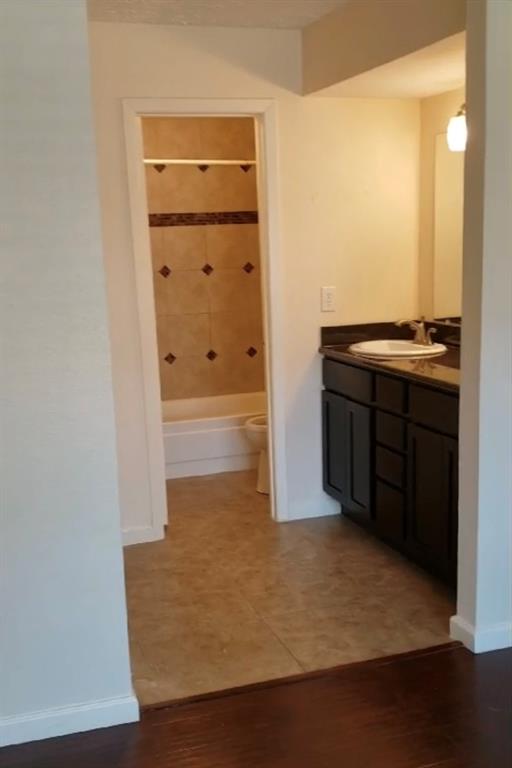 Photo #8: 23457474 Listing 