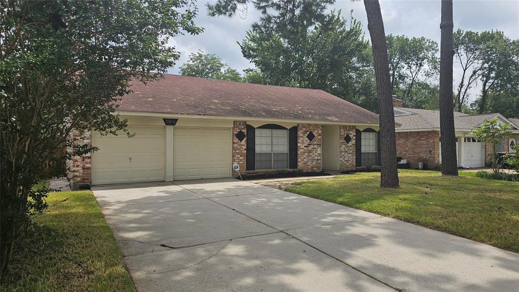 23218 Birnam Wood Blvd