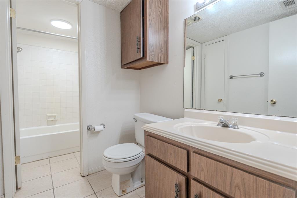 Photo #9: 44242674 Listing 