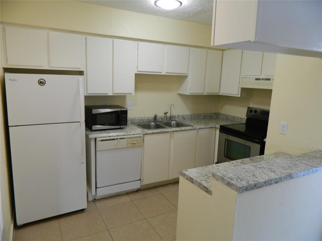 Photo #5: 47688253 Listing 