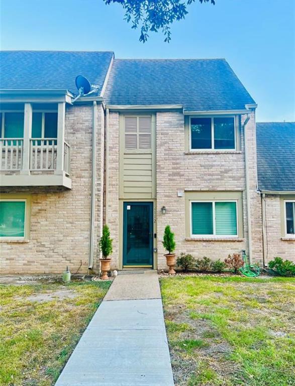 2112 Greenbriar Colony Dr