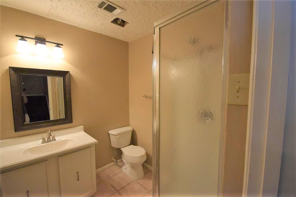 Photo #6: 33625925 Listing 