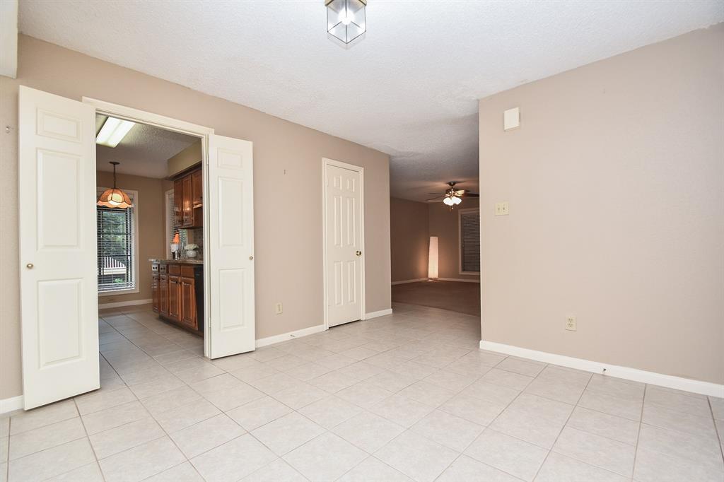 Photo #9: 50565556 Listing 