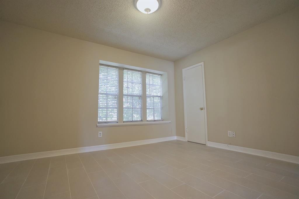 Photo #9: 42167767 Listing 