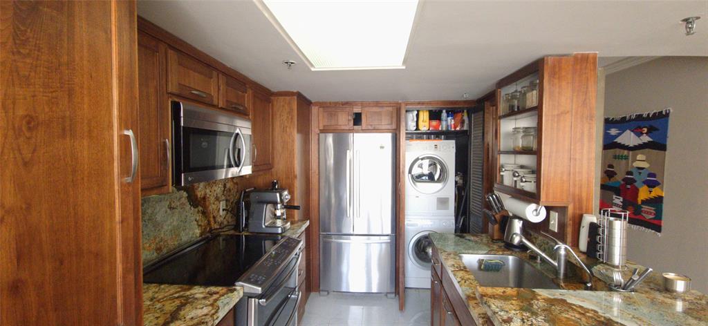 Photo #9: 23035510 Listing 