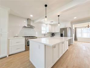 45 Adler, Galveston, TX, 77551
